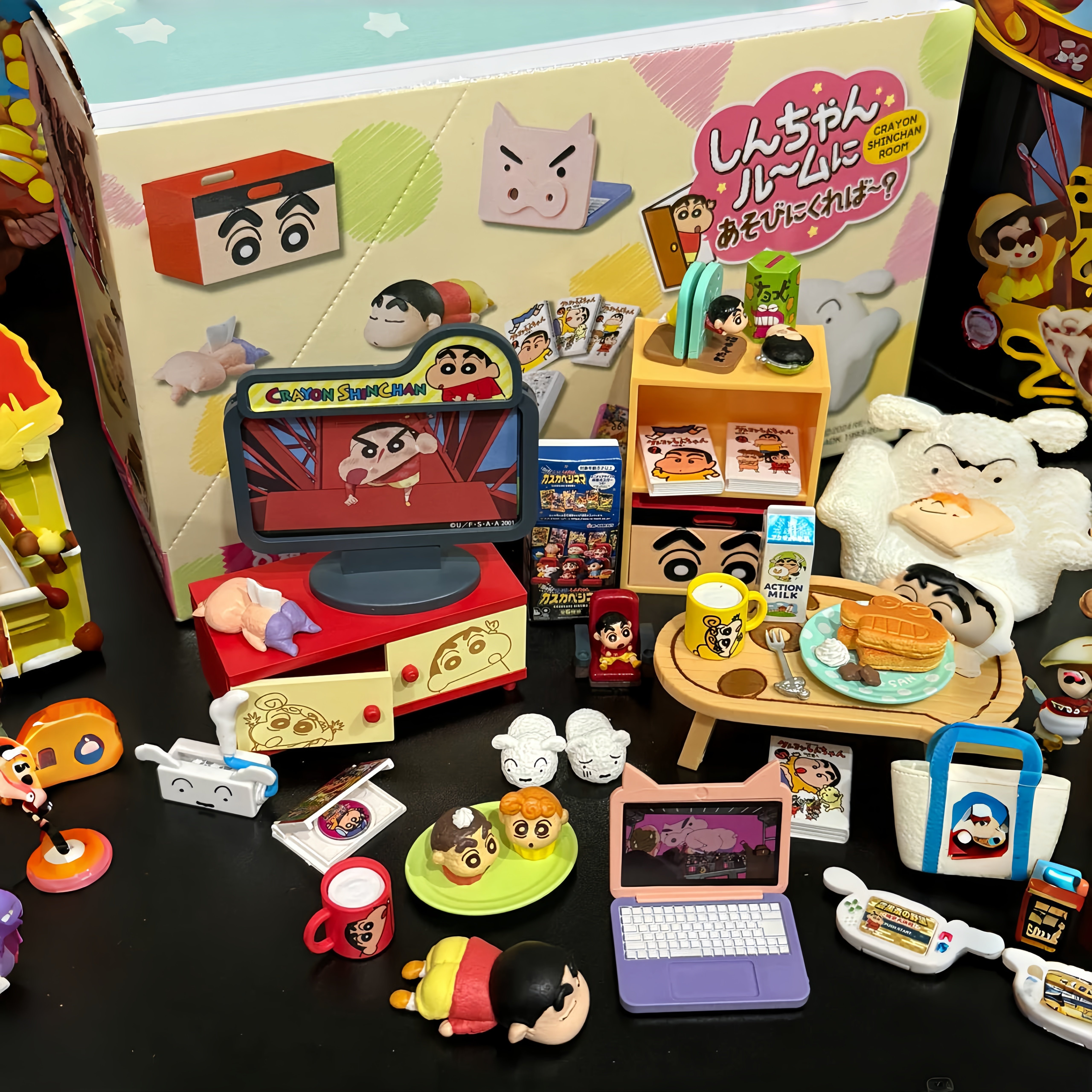 Desk Setup Equipment - Rement Crayon Shinchan Miniature Room Sofa