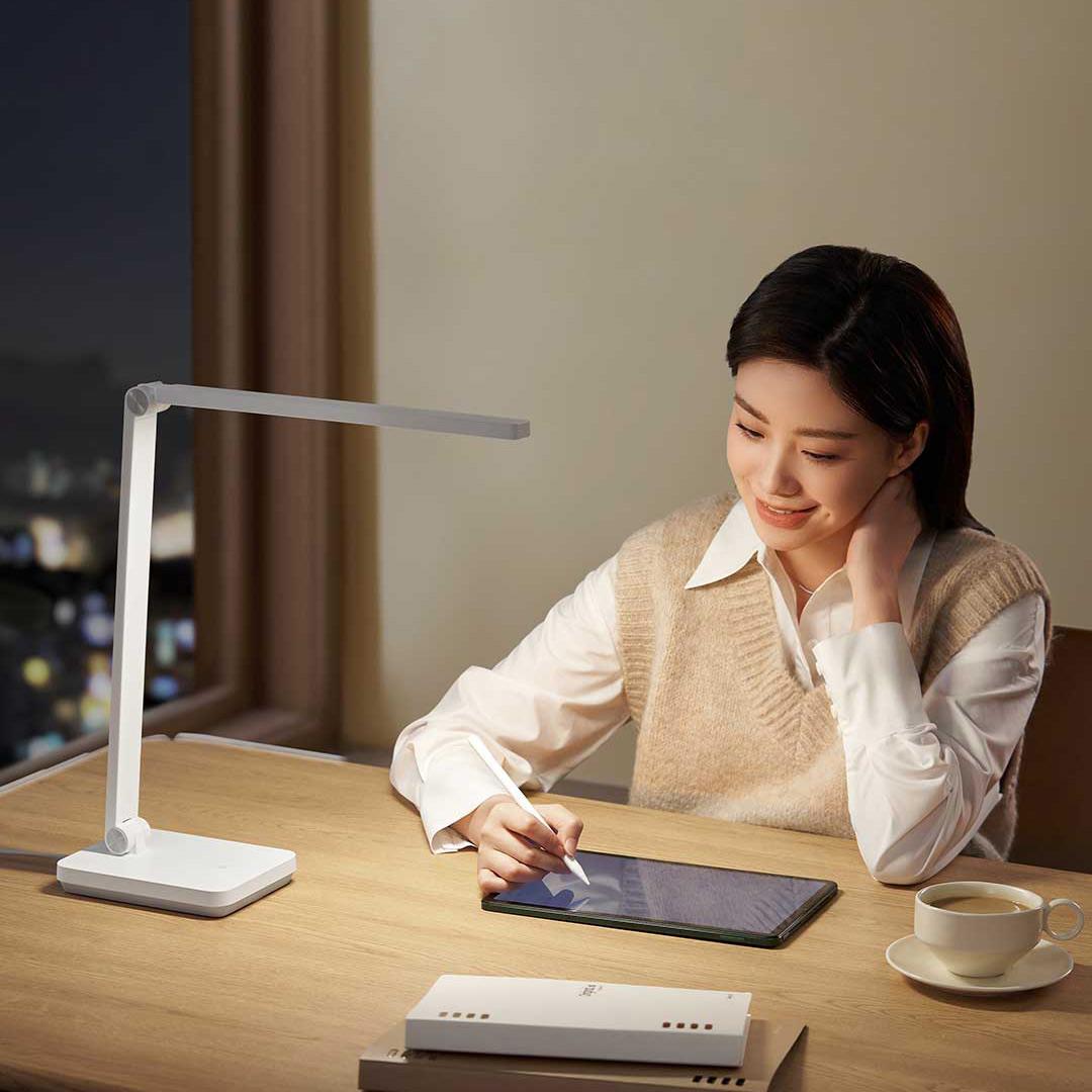 Xiaomi Mijia Table Lamp 2 Lite - Xiaomi Desk Setup のレビューと価格