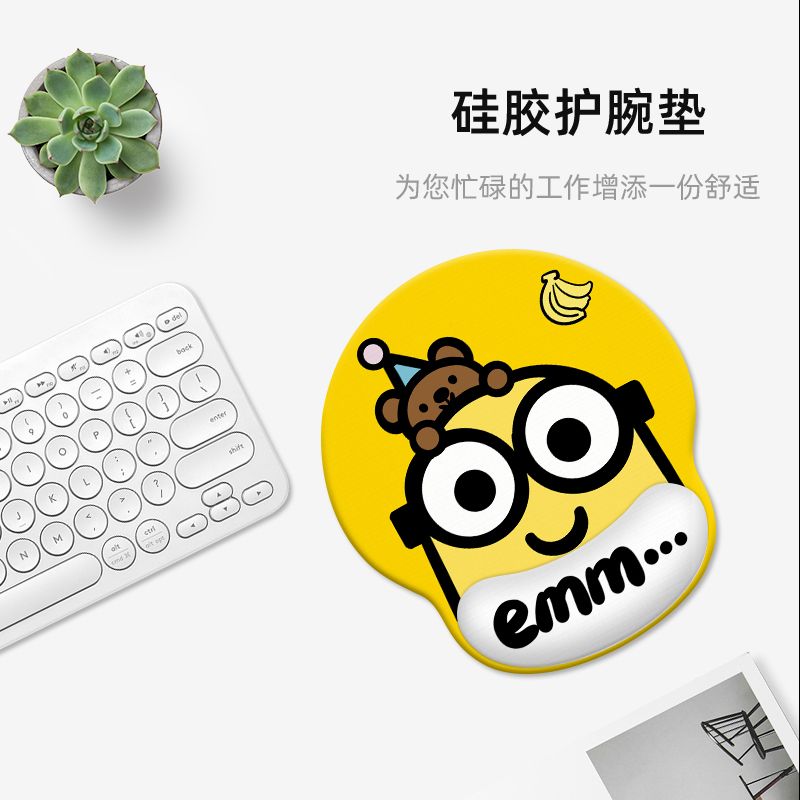 Minions cartoon cute wristband - Rubber Mat Desk のレビューと価格