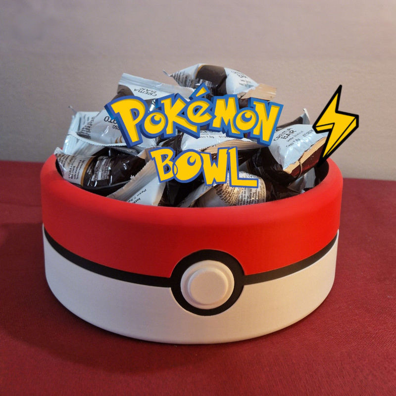 New Pokemon Poke Ball Snack Tr - Desk Setup Equipment のレビューと価格