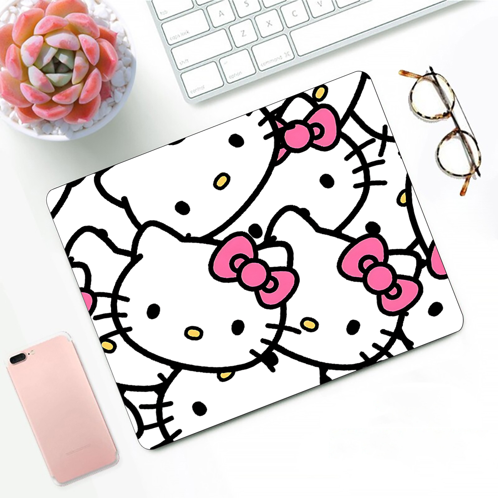 Cute pink anime Hello Kitty Ga - Desk Setup Anime のレビューと価格